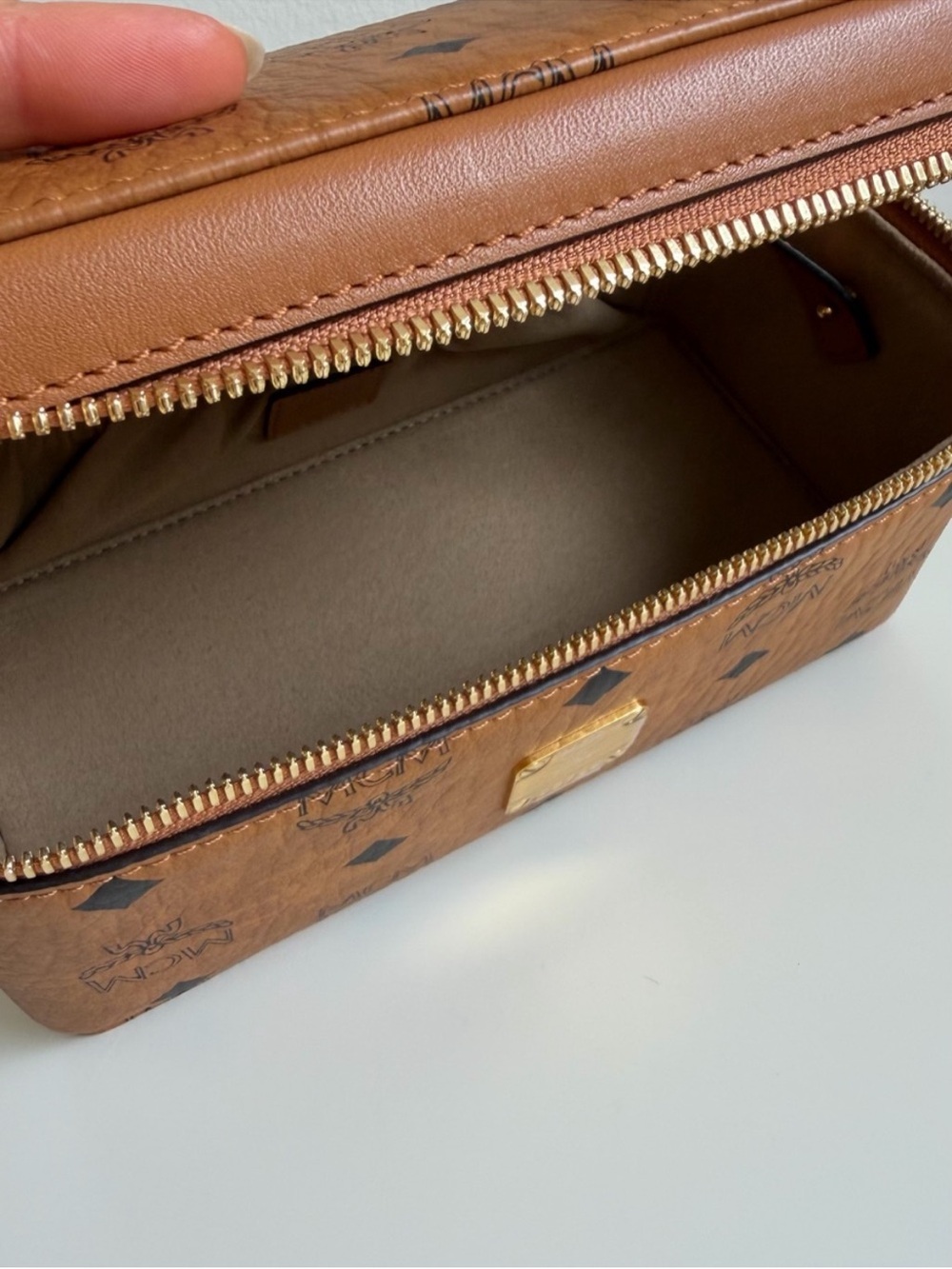 MCM Cognac Monogram Vanity Case with Gold Hardware - Picture 7 of 11